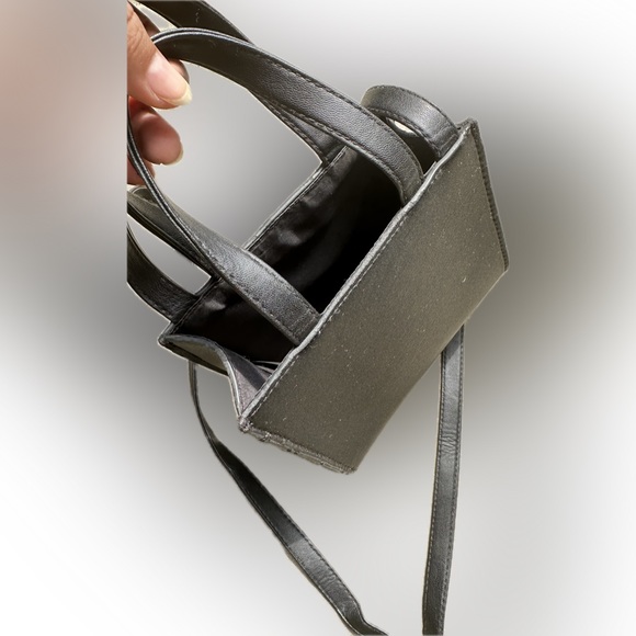 H&M crossbody - Picture 3 of 7